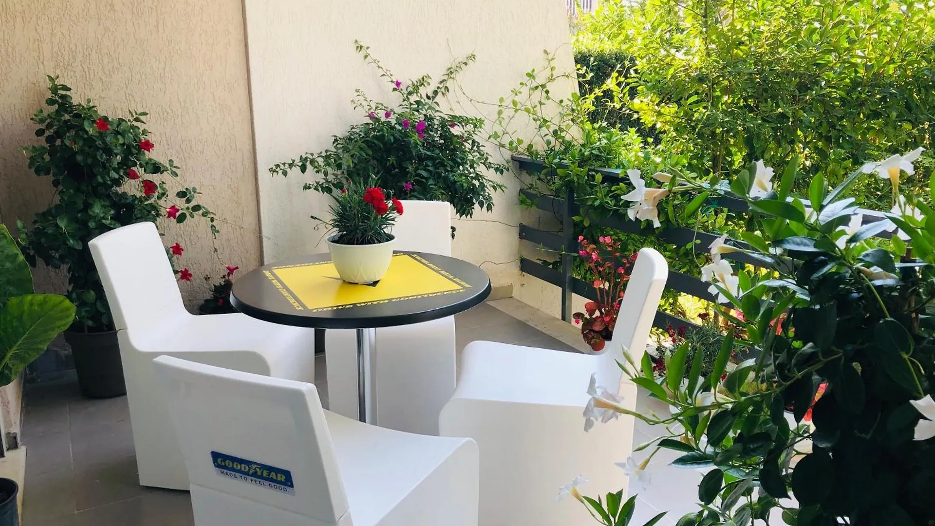 Vila Neziri Durres Villa