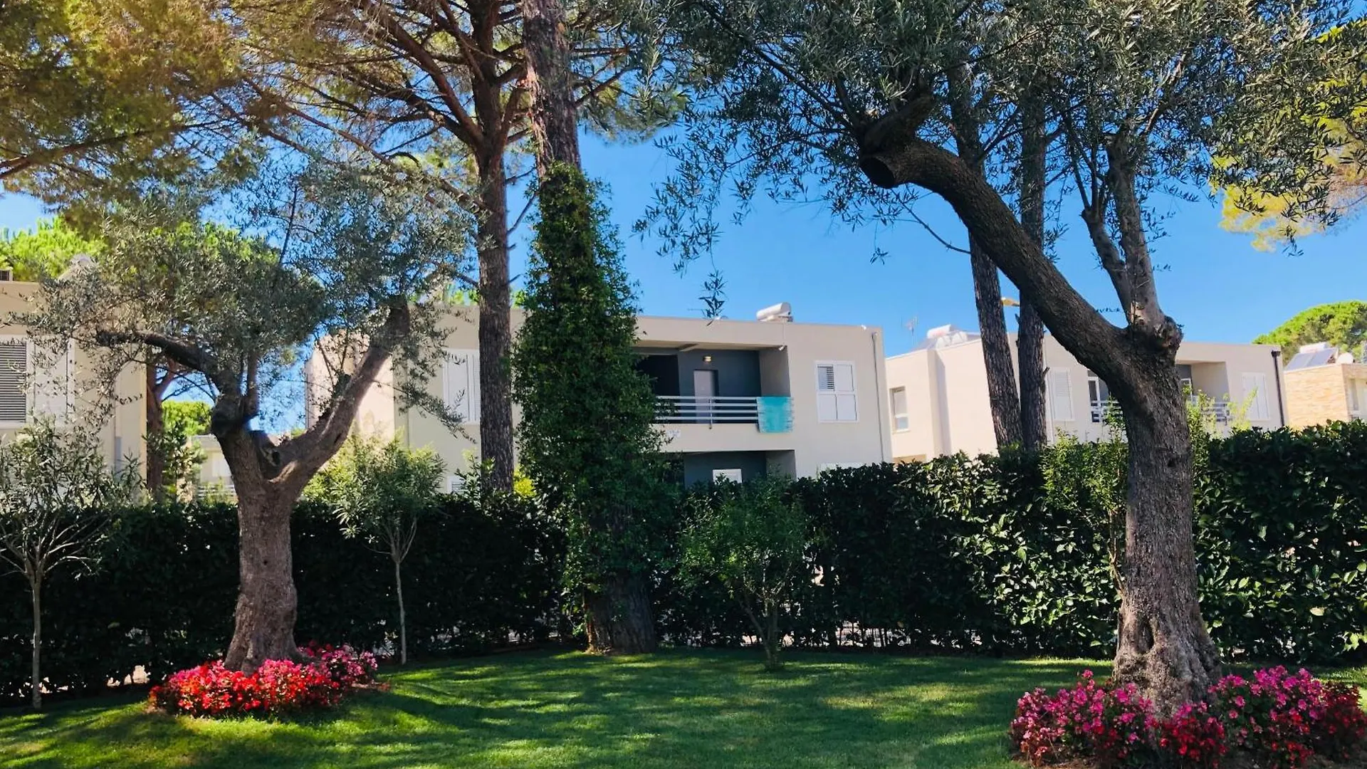 Villa Vila Neziri Durres