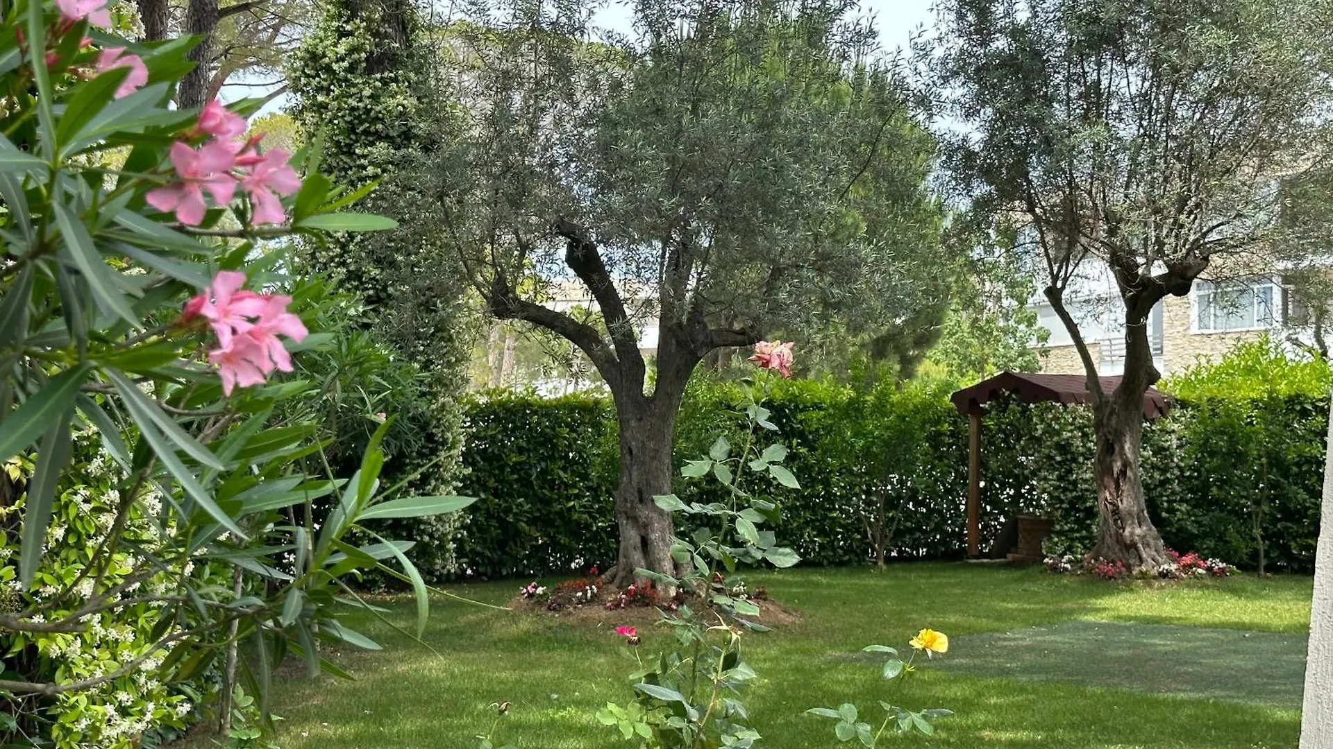Vila Neziri Durres